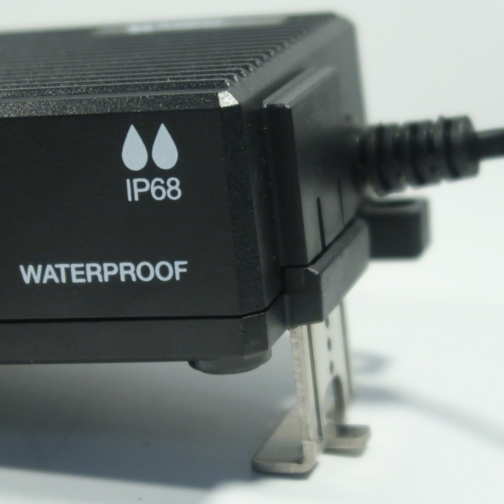 LITE↯BLOX LB0100 Ladegerät – LiFePO4 LFP Erhaltungsladung